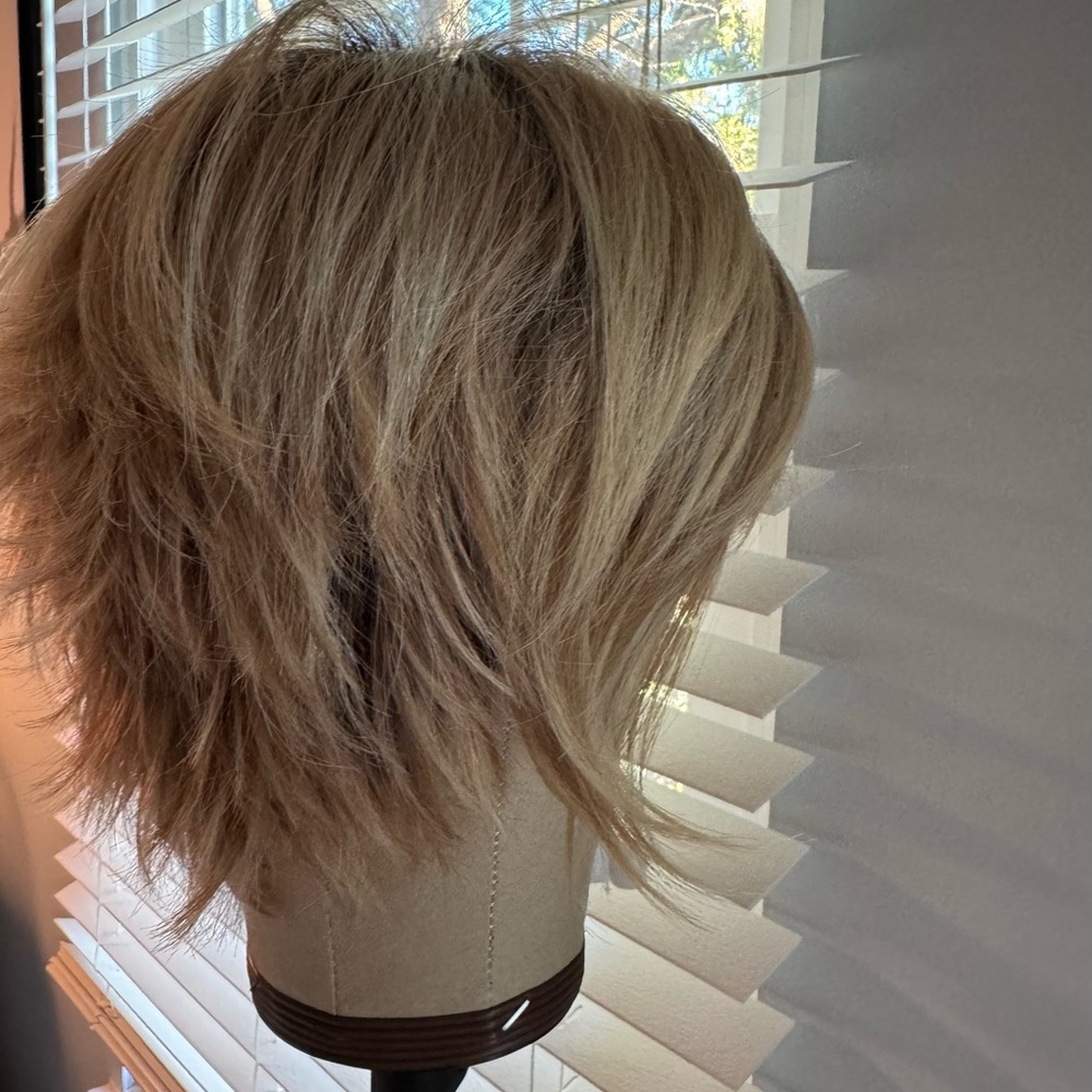 Hairdo wig - Picture 4 of 4
